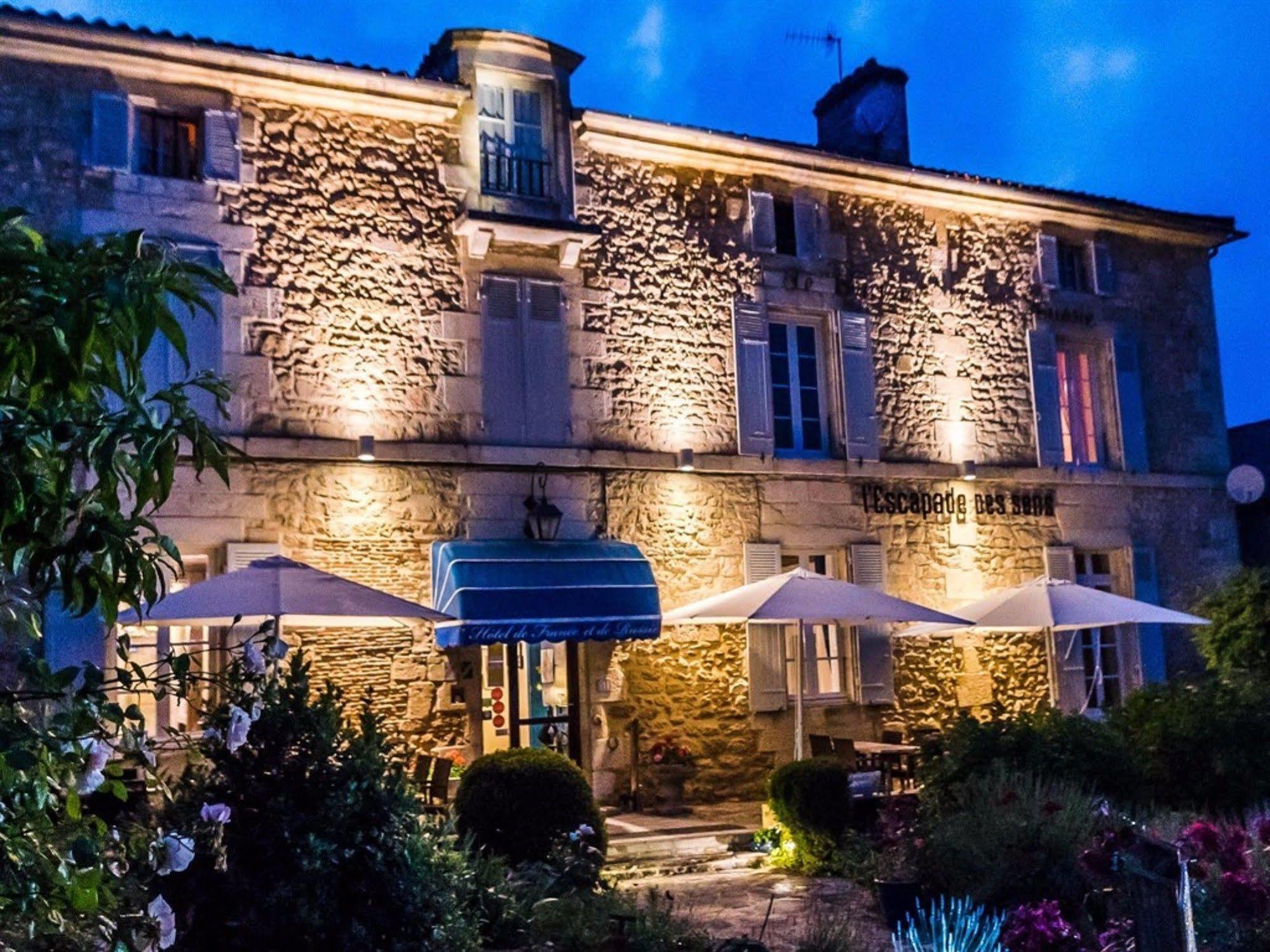 Hotel De France Et De Russie Thiviers Eksteriør billede